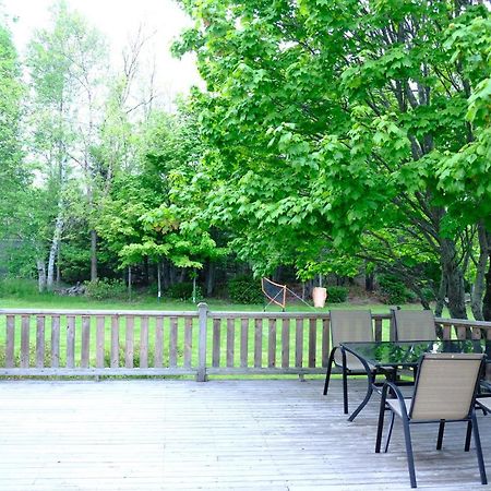Katie Entire Basement 3 Bedrooms Charlottetown Exterior foto