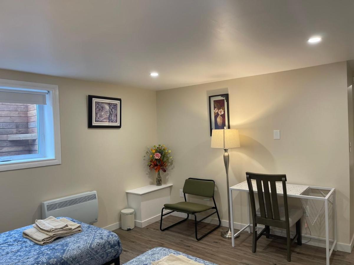 Katie Entire Basement 3 Bedrooms Charlottetown Exterior foto