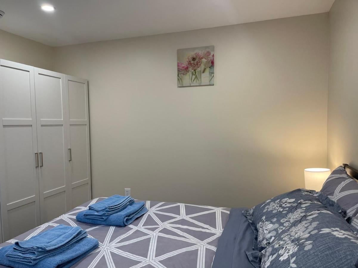 Katie Entire Basement 3 Bedrooms Charlottetown Exterior foto