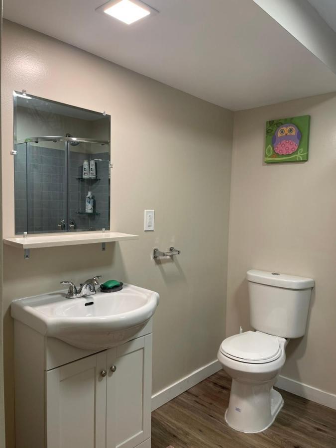 Katie Entire Basement 3 Bedrooms Charlottetown Exterior foto