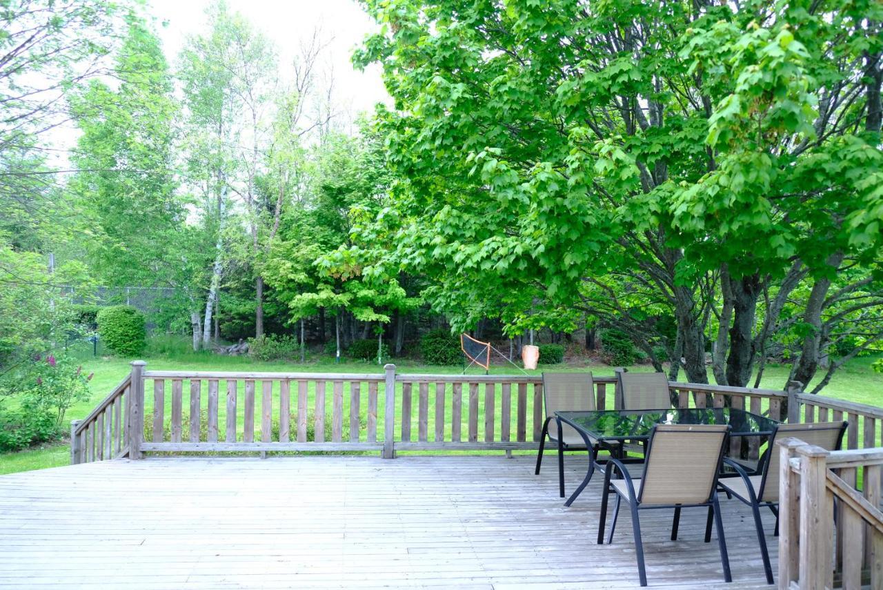 Katie Entire Basement 3 Bedrooms Charlottetown Exterior foto